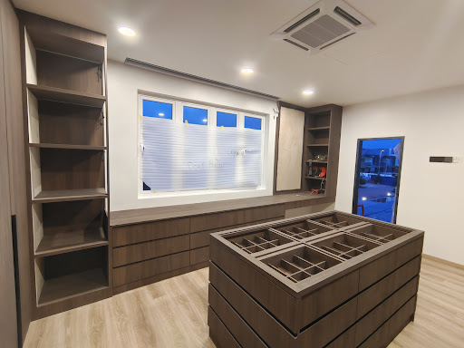 J&B Furniture Design