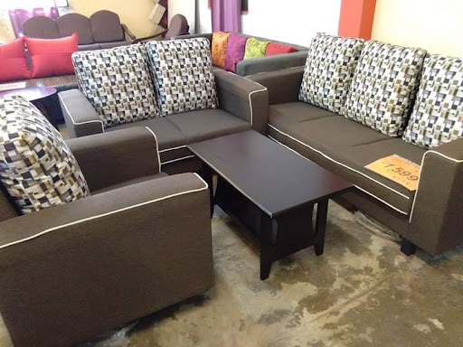 Pusat Perabot Aneka Maju
