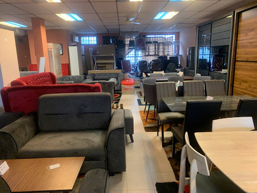 Pusat Perabut Kah Yee