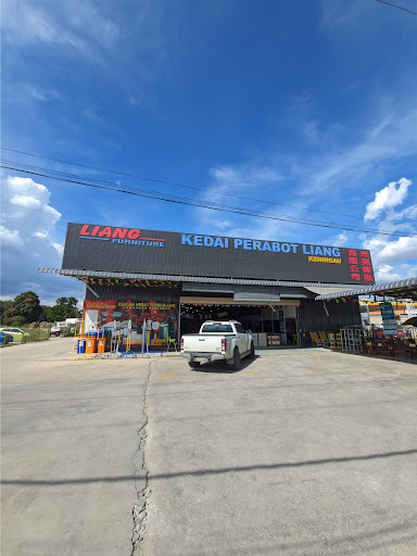 PERABOT LIANG KENINGAU