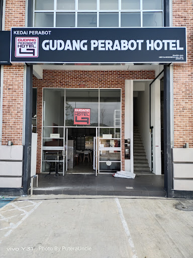 Gudang Perabot Hotel Rawang