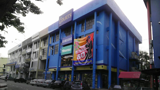 COURTS Kluang