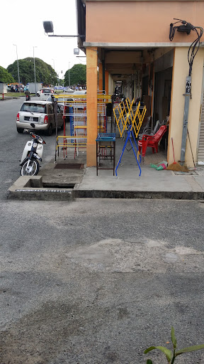 Kedai Perabot Jati