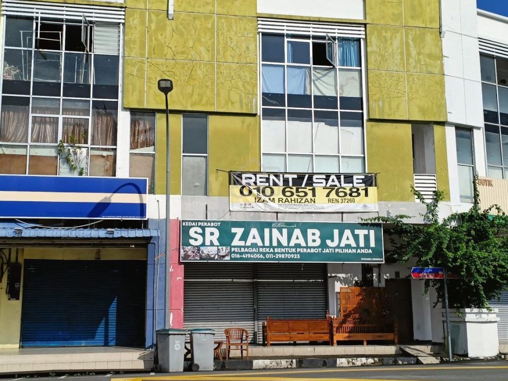 kedai perabot sr zainab jati